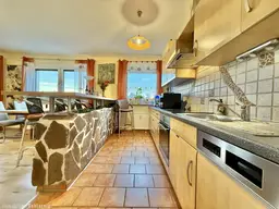 EINZIEHEN &amp; WOHLFÜHLEN: Möblierte 2-Zimmer-Wohnung mit Lift &amp; Loggia!