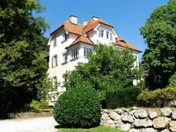 HISTORISCHE VILLA MIT EINZIGARTIGEM CHARME! Stilvolle Residenz in Ruhelage!