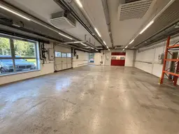 Produktions- oder Lagerhalle 159 m², klimatisiert, mit WC &amp; Umkleide, Lambach, provisionsfrei