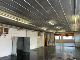 Lager / Gewerbefläche 243 m2 in sehr gute Lage zu vermieten