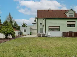 SEHENSWERT ! Ein oder Mehrfamilienhaus in absoluter Ruhelage ! Sehr gepflegt !