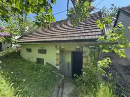 Weinkeller mit Freifläche und Weingarten – Ihr Projekt für nur 19.990 €!