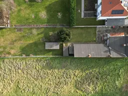 Großes Grundstück mit Potential für 2 Einfamilienhäuser