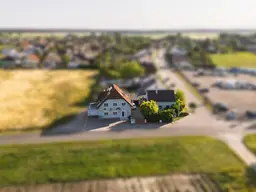 Kapitalanlage mit Potential – 2 Häuser auf Eckgrundstück mit rund 938 m² Grundstücksfläche!