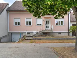 Großzügiges Mehrfamilienhaus * Tierhaltung möglich * landwirtschaftliche Grundstücke inklusive