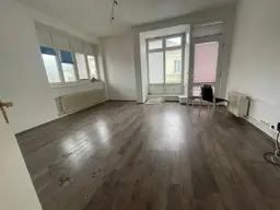 Provisionsfrei! Zentrale Frequenzlage in Kirchschlag - Geschäftslokal/Büro/Ordination im Erdgeschoss