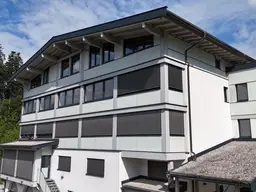 Dachgeschosswohnung mit alpinem Charakter – Erstbezug