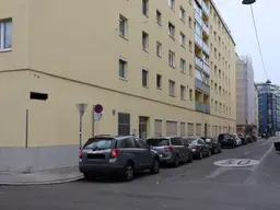 Arbeiten mit Perspektive: Lichtdurchflutete Bürofläche mit viel Potenzial – provisionsfrei!