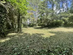 Top Baugrundstück mit kleinem Ferienhaus in Bad Fischau - Brunn / Emmering