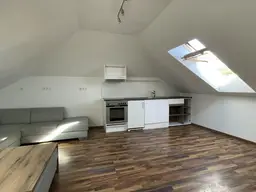 Charmante Dachgeschoßwohnung in Bad Fischau-Brunn