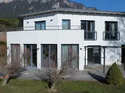 Modernes 7-Zimmer-Einfamilienhaus mit traumhaften Weitblick, Erdwärme und Doppelgarage