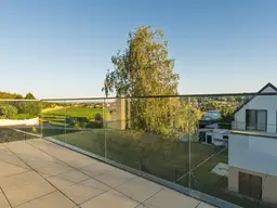 Ziegelmassiv-Doppelhaushälfte in Toplage – 4 Zimmer + Dachterrasse + Kamin