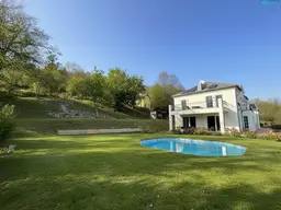 Moderne Villa in Neulengbach: 280m², 6 Zimmer, Garten, Terrassen, Garage, neuwertig!