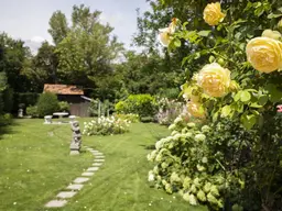 Gepflegtes Einfamilienhaus mit traumhaftem Garten – eine Oase der Ruhe