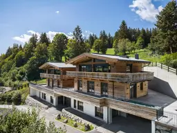 Neubau: Tiroler Häuser mit Blick in die Bergwelt