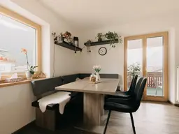 Mehrfamilienhaus mit drei Wohneinheiten in traumhafter Sonnenlage von Buch in Tirol – St. Margarethen