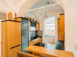 Geschmackvoll sanierte 3 bis 4-Zimmer-Terrassenwohnung mit Carport-Stellplatz im Ortskern von Maria Lankowitz