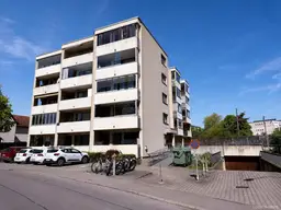 Eigentumswohnung mit Balkon und Keller