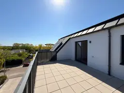 Sonnige 2-Zimmer-Wohnung mit großem Balkon und Kühlung!