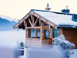 Exklusives Bergchalet in den Salzburger Alpen mit Panoramablick + privater Wellness- &amp; Fitnessbereich