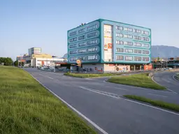 Büro-, Kanzlei-, Praxisfläche - aktuell entkernt, individuell gestaltbar