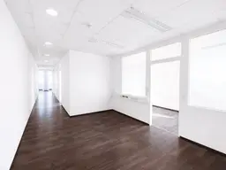 Repräsentatives Büro mit Aussicht - 128 m², modern &amp; kurzfristig beziehbar
