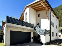 Luxus in Perfektion – exklusiver Wohntraum auf zwei Ebenen in zentraler Lage