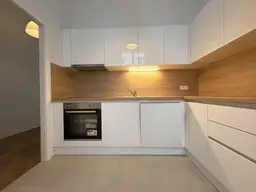 SOMMERAKTION: Charmante 2-Zimmer Altbauwohnung in ruhiger Innenhoflage