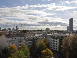 Provisionsfreie, klimatisierte DG-Wohnung mit Terrasse
