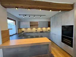 Wunderschöne Wohnung mit Tiefgarage und Sonnenterrasse 
