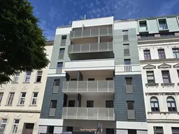Erstklassige 3. Zimmer- Wohnung mit Terrasse, Balkon, Lichtdurchflutet