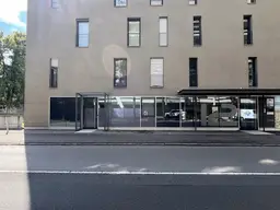 Zentrale 155 m² Büro- &amp; Geschäftsfläche – provisionsfrei