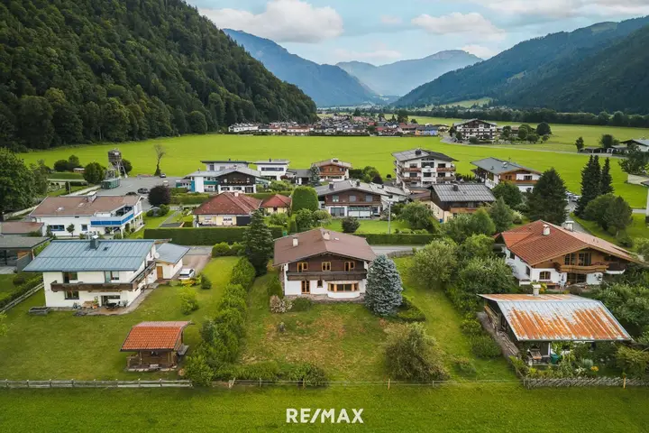 Grundstück