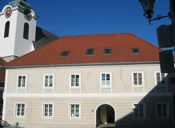 252 Foto Fassade.jpg