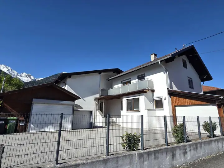 Nord- Ostansicht Haus