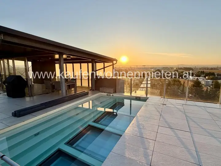 Pool mit Traumaussicht