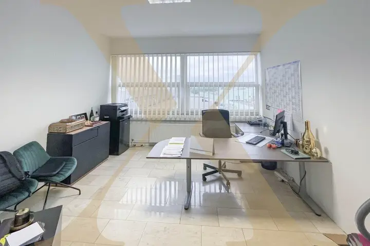 Büro I