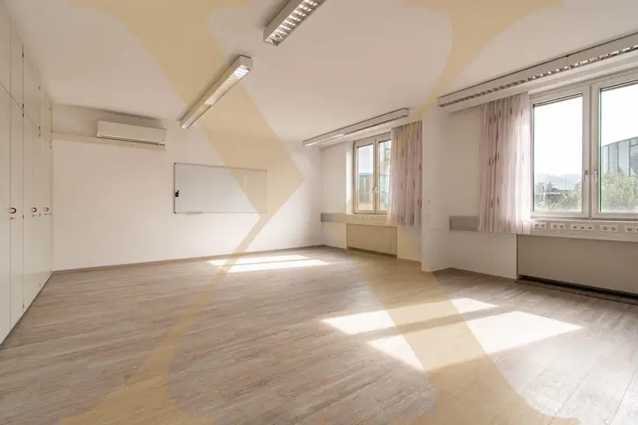 Büro I