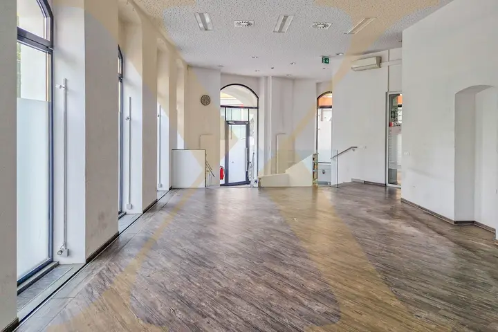 Büro-/Geschäftsfläche I