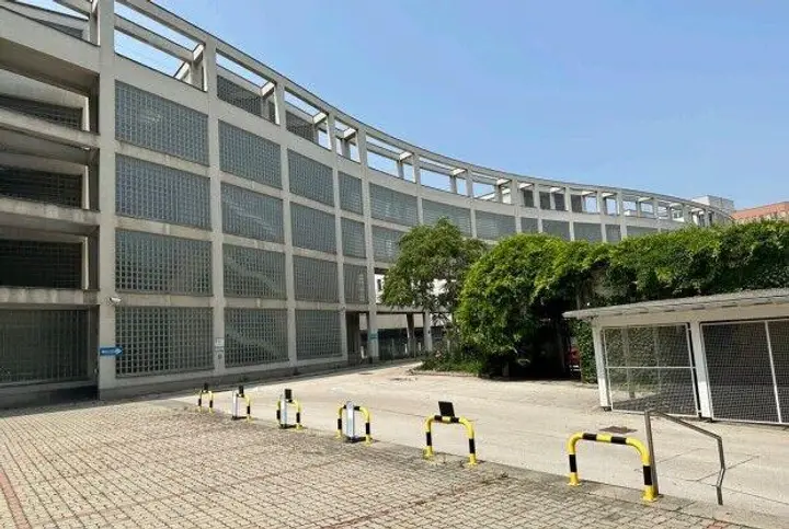 1110 Wien, Geiselbergstraße 21 außen