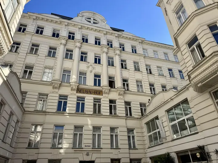 1070 Wien, Neubaugasse 64-66 außen 2
