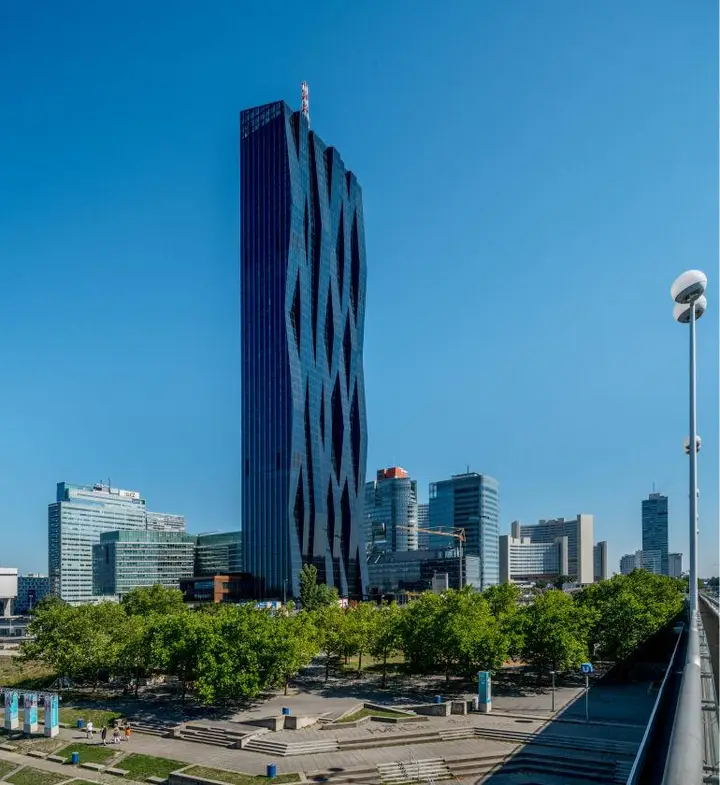 DC Tower außen