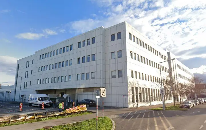 1210 Wien, Shuttleworthstraße 10 Haus 68 außen