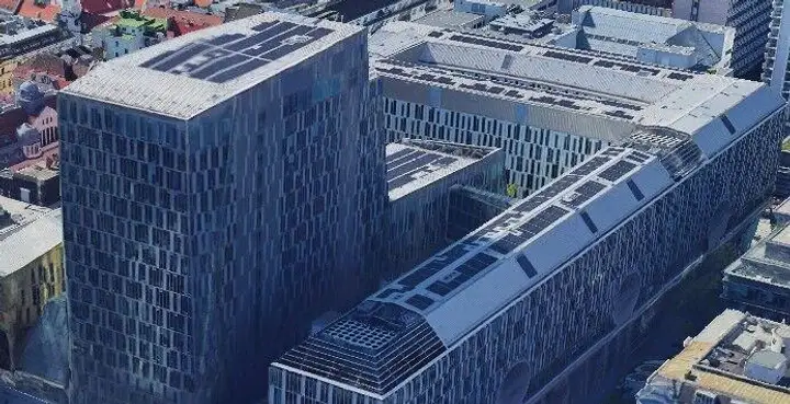 Wien Mitte Aussen quer