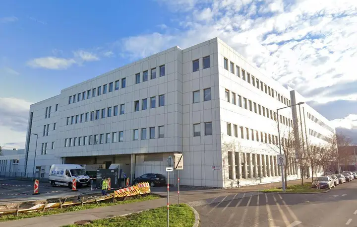 1210 Wien, Shuttleworthstraße 10 Haus 68 außen