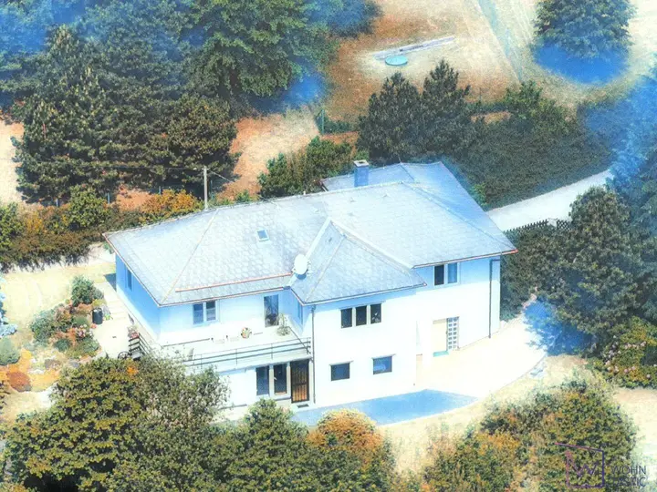 Luftaufnahme vom Haus