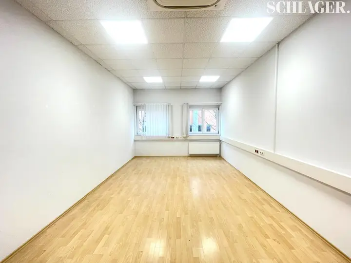 Büro 1. OG, 255 m², Schmiedlstraße 3