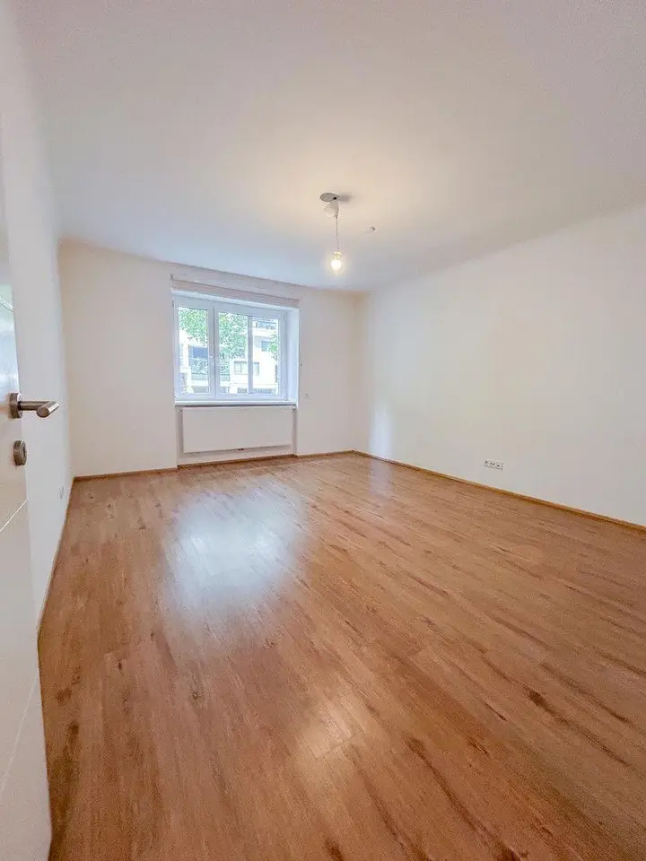 Großes Zimmer