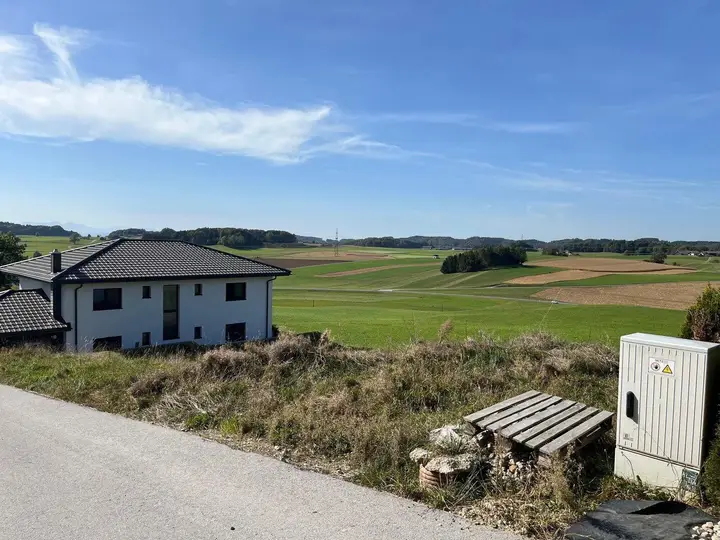 Grundstück Sicht von Zufahrt