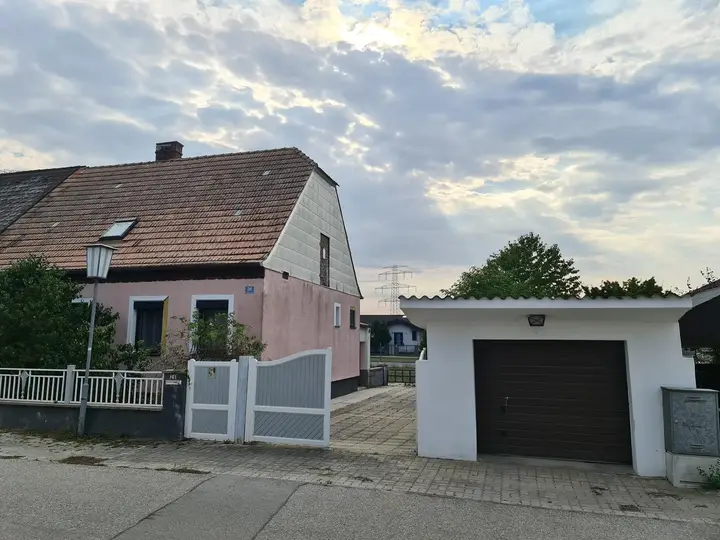 Straßenansicht